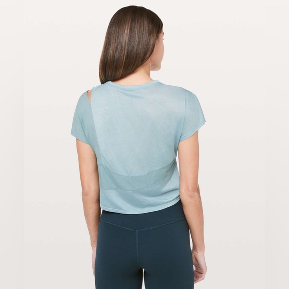 Lululemon No Inhibitions Tee size medium athletic gym workout activewear casual - Picture 2 of 7